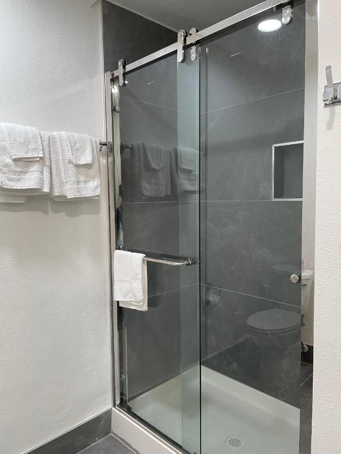 샌 브루노 리츠 인 모텔 외부 사진